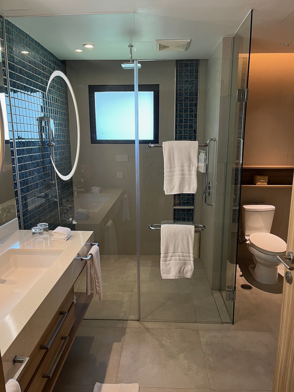 Loading Resort Image...