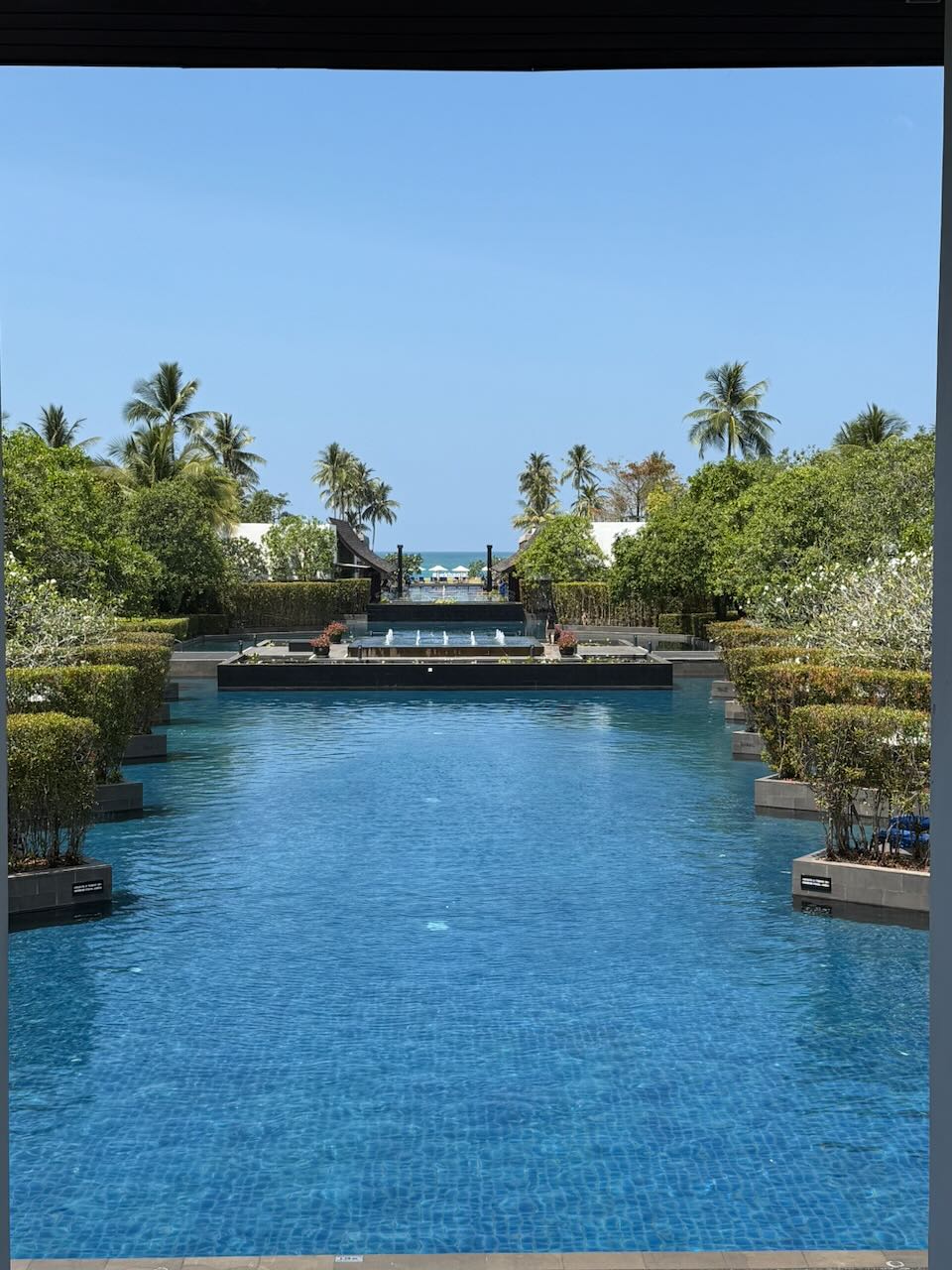 Loading Resort Image...