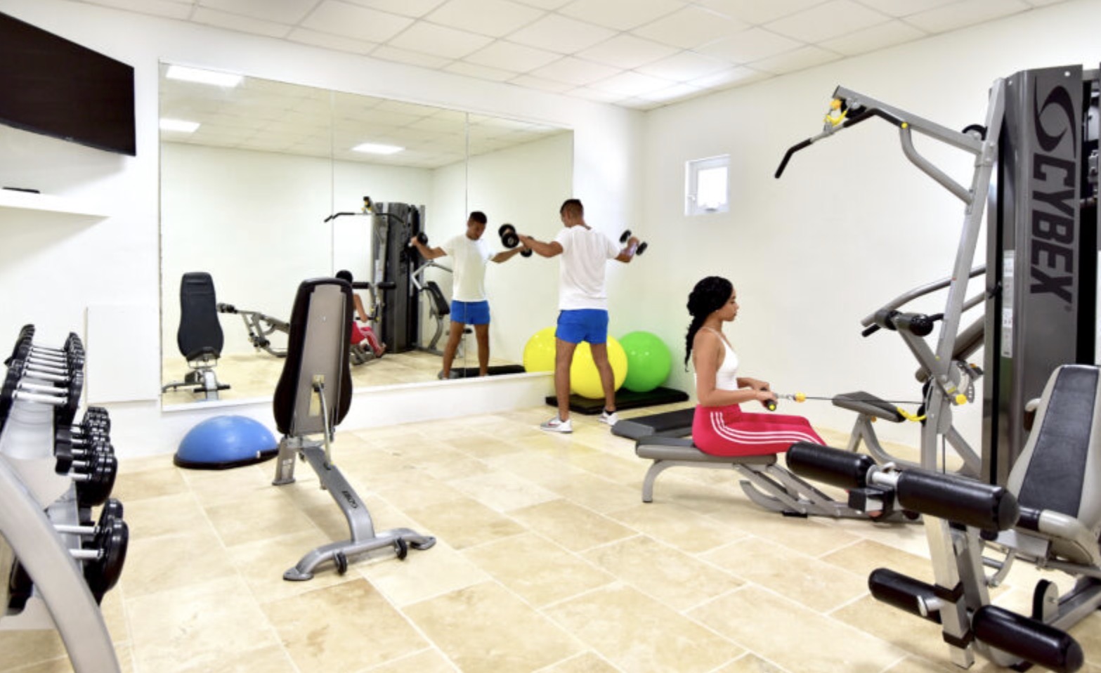 Loading Resort Image...