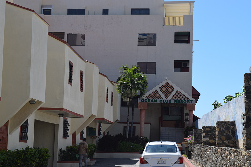 Loading Resort Image...