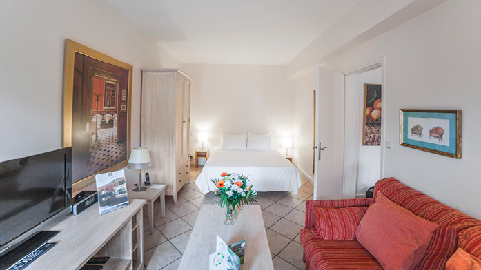 Loading Resort Image...