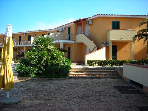 Loading Resort Image...