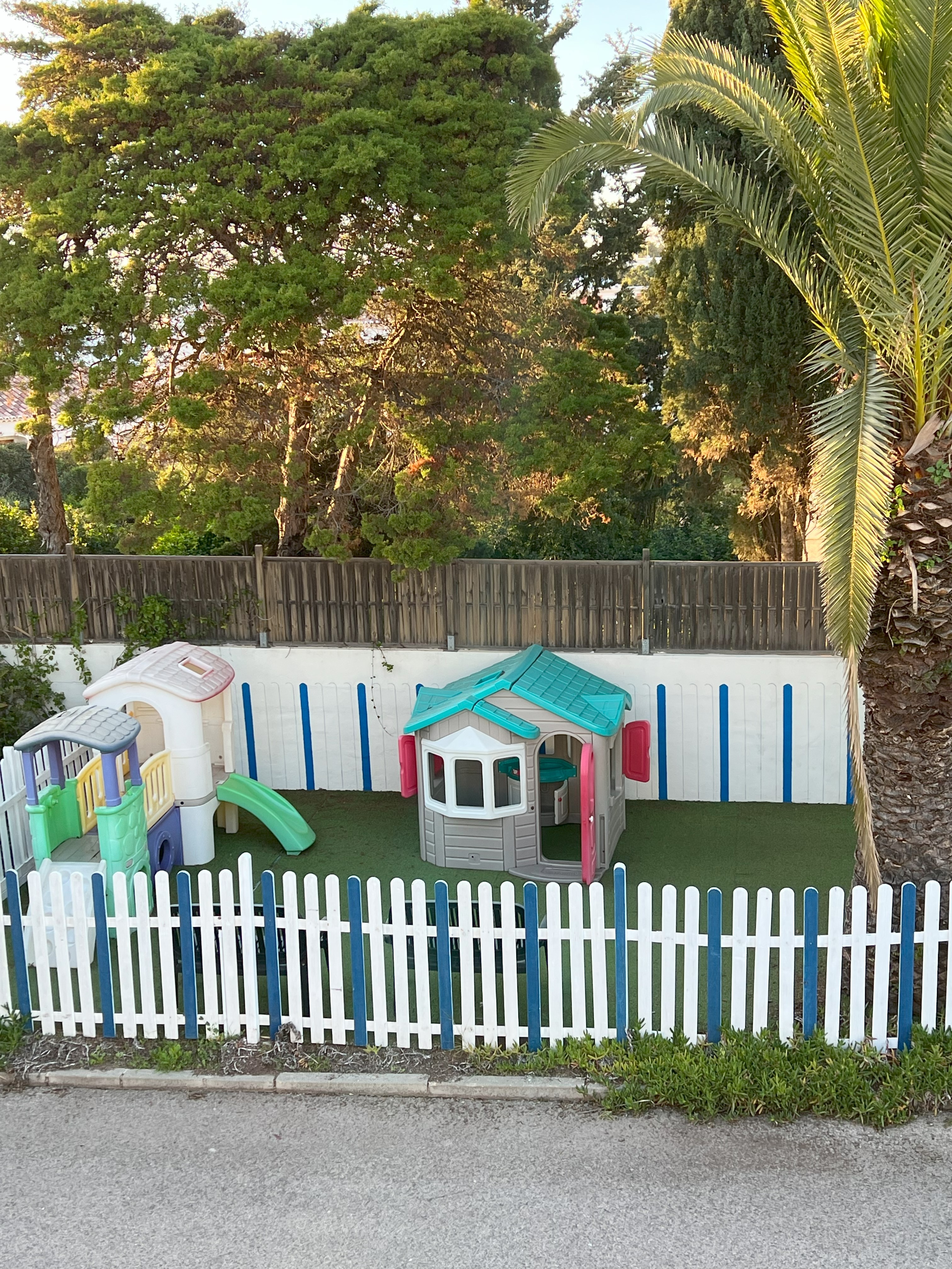 Loading Resort Image...