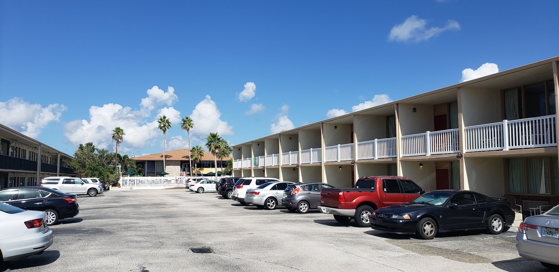 Loading Resort Image...