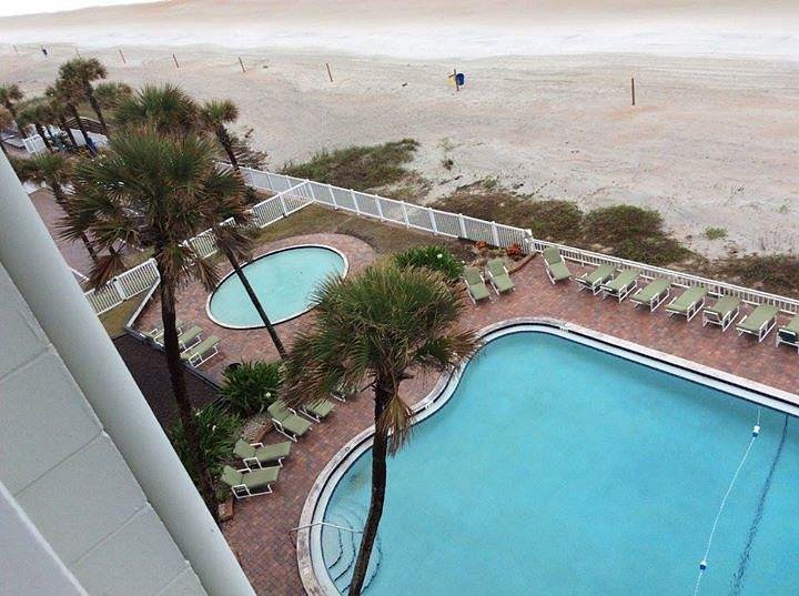 Loading Resort Image...