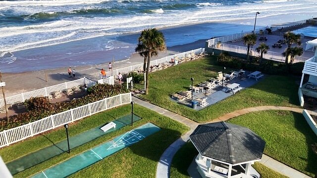 Loading Resort Image...