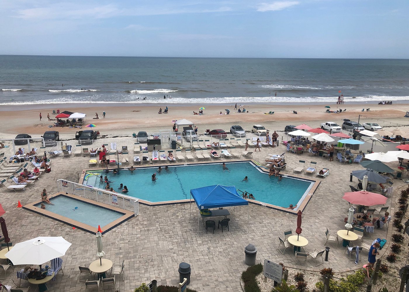 Loading Resort Image...