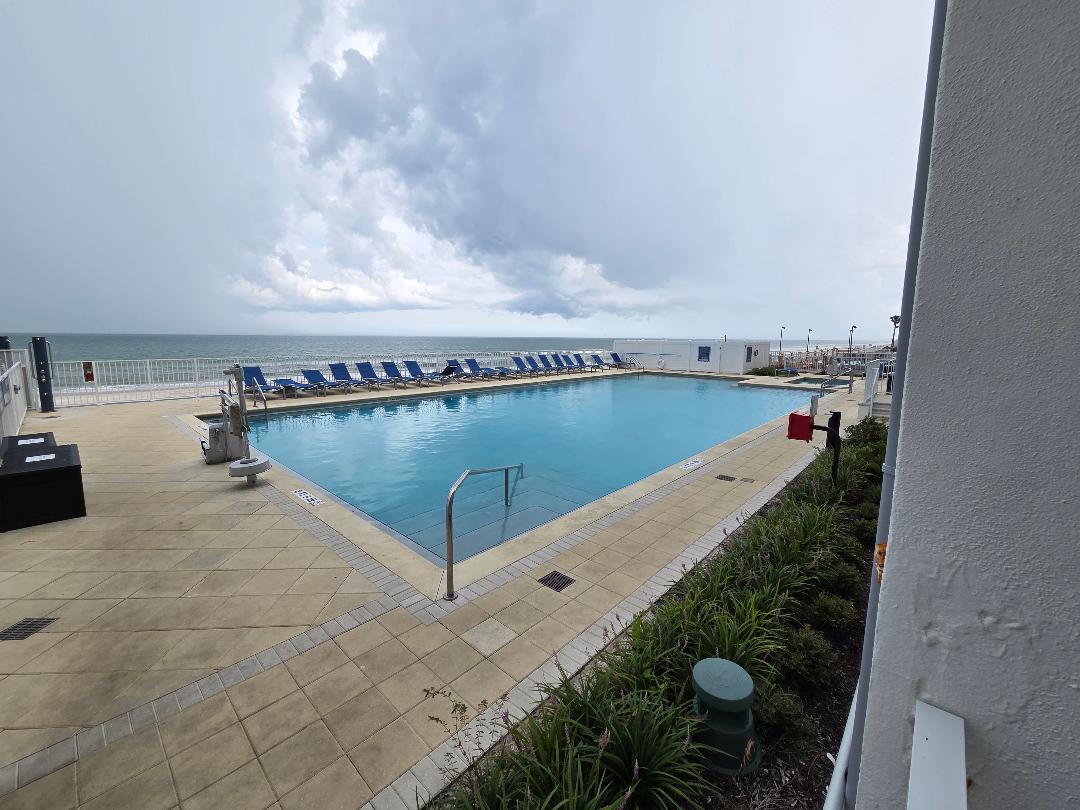 Loading Resort Image...