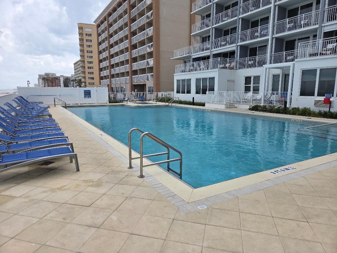 Loading Resort Image...