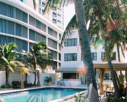 Loading Resort Image...