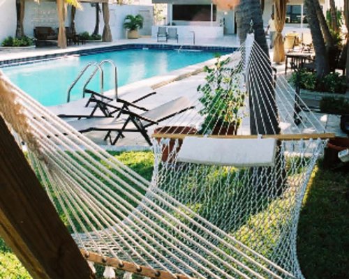 Loading Resort Image...