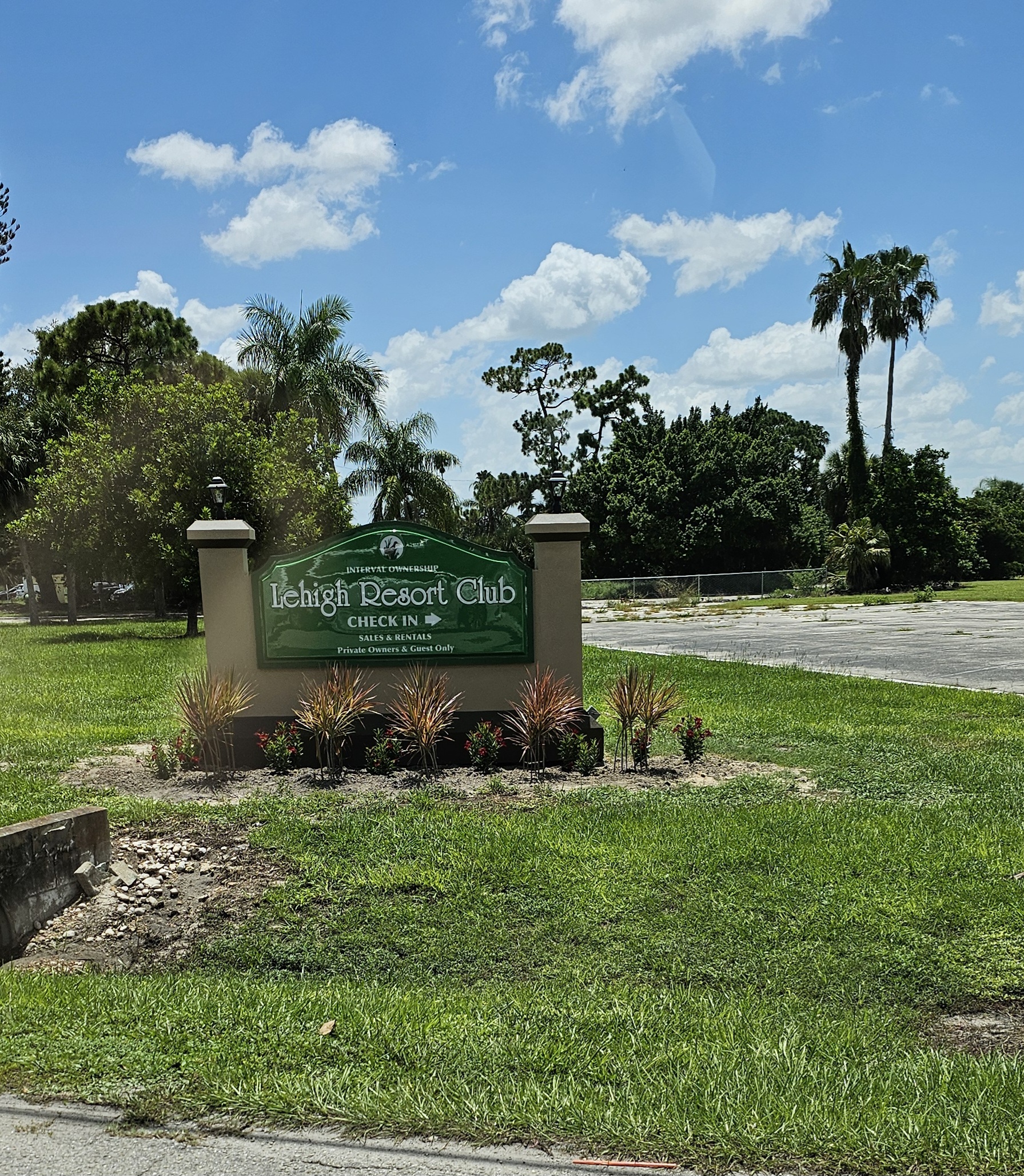 Loading Resort Image...