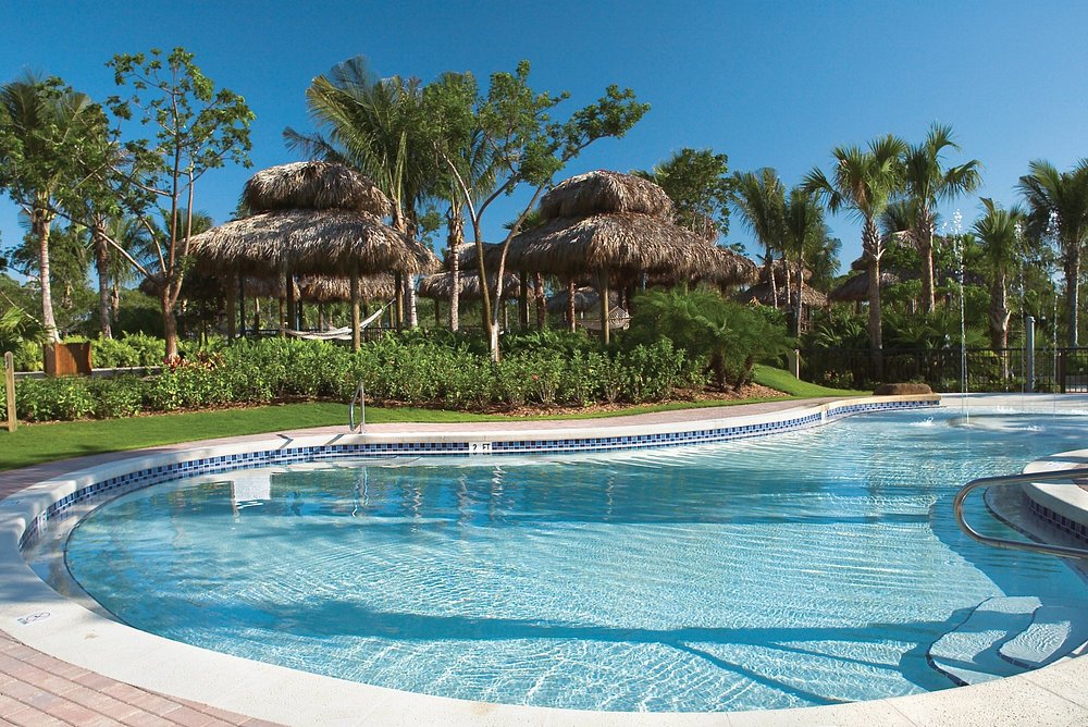 Loading Resort Image...