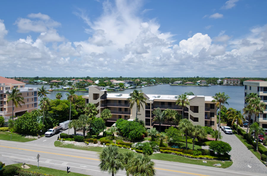 Loading Resort Image...