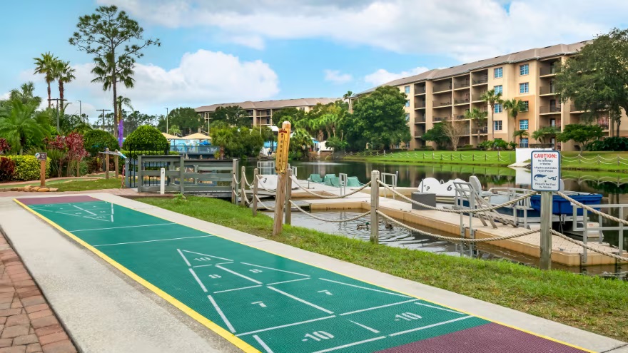 Loading Resort Image...