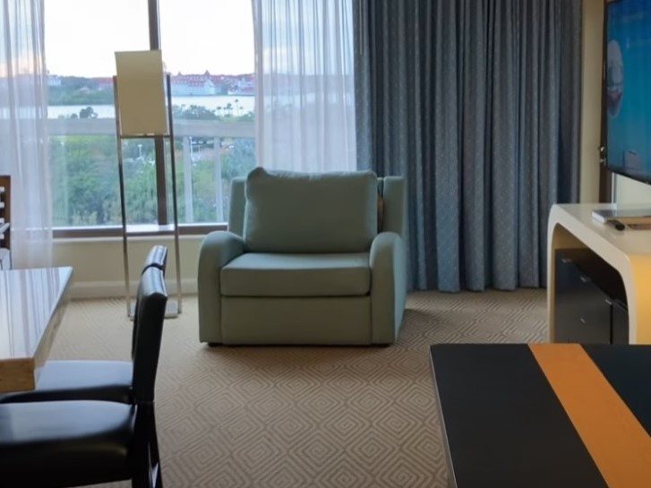 Loading Resort Image...