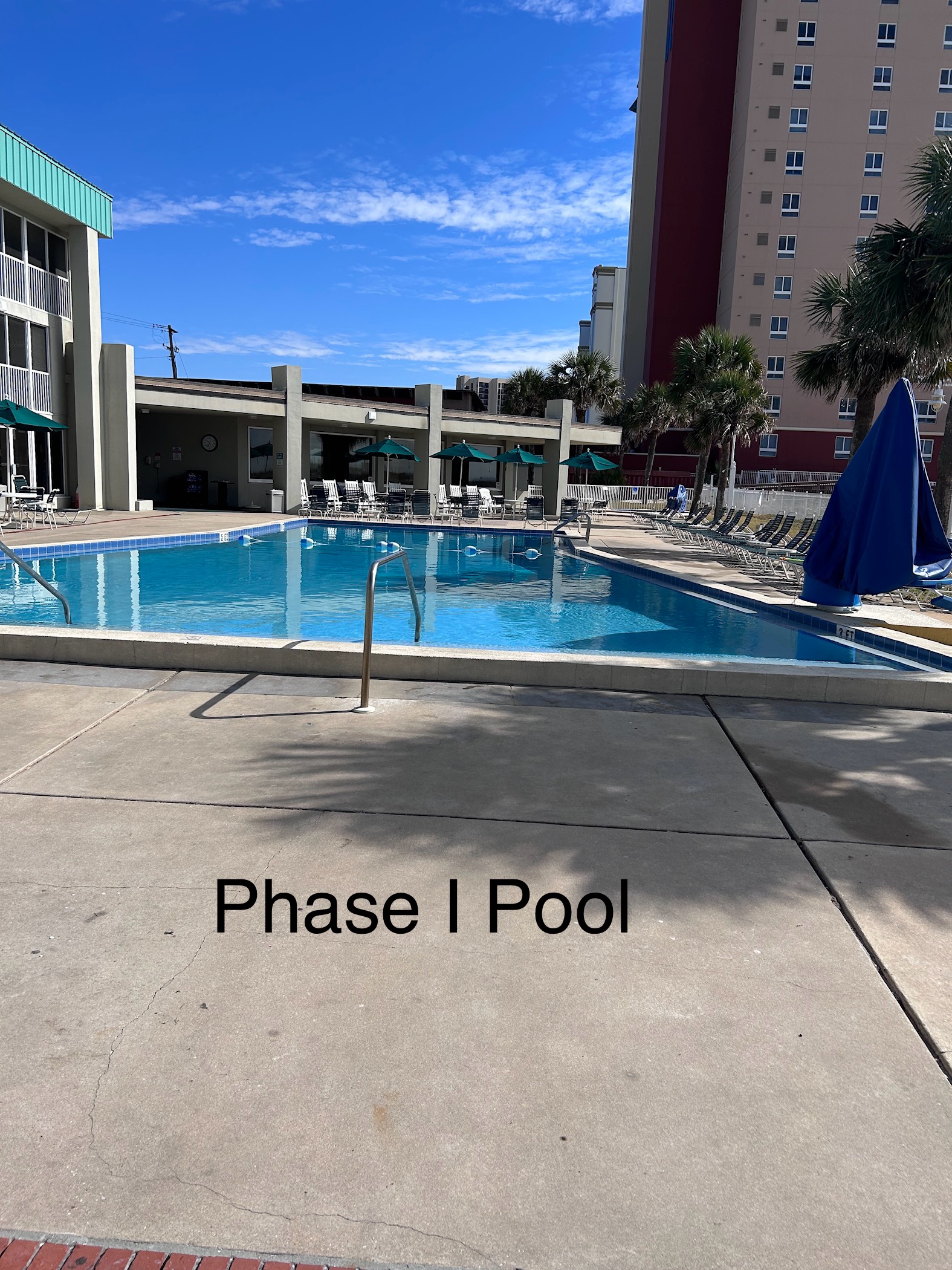 Loading Resort Image...