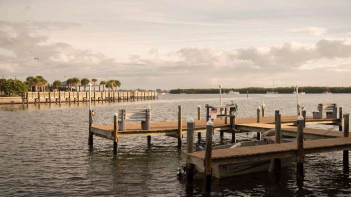 Loading Resort Image...