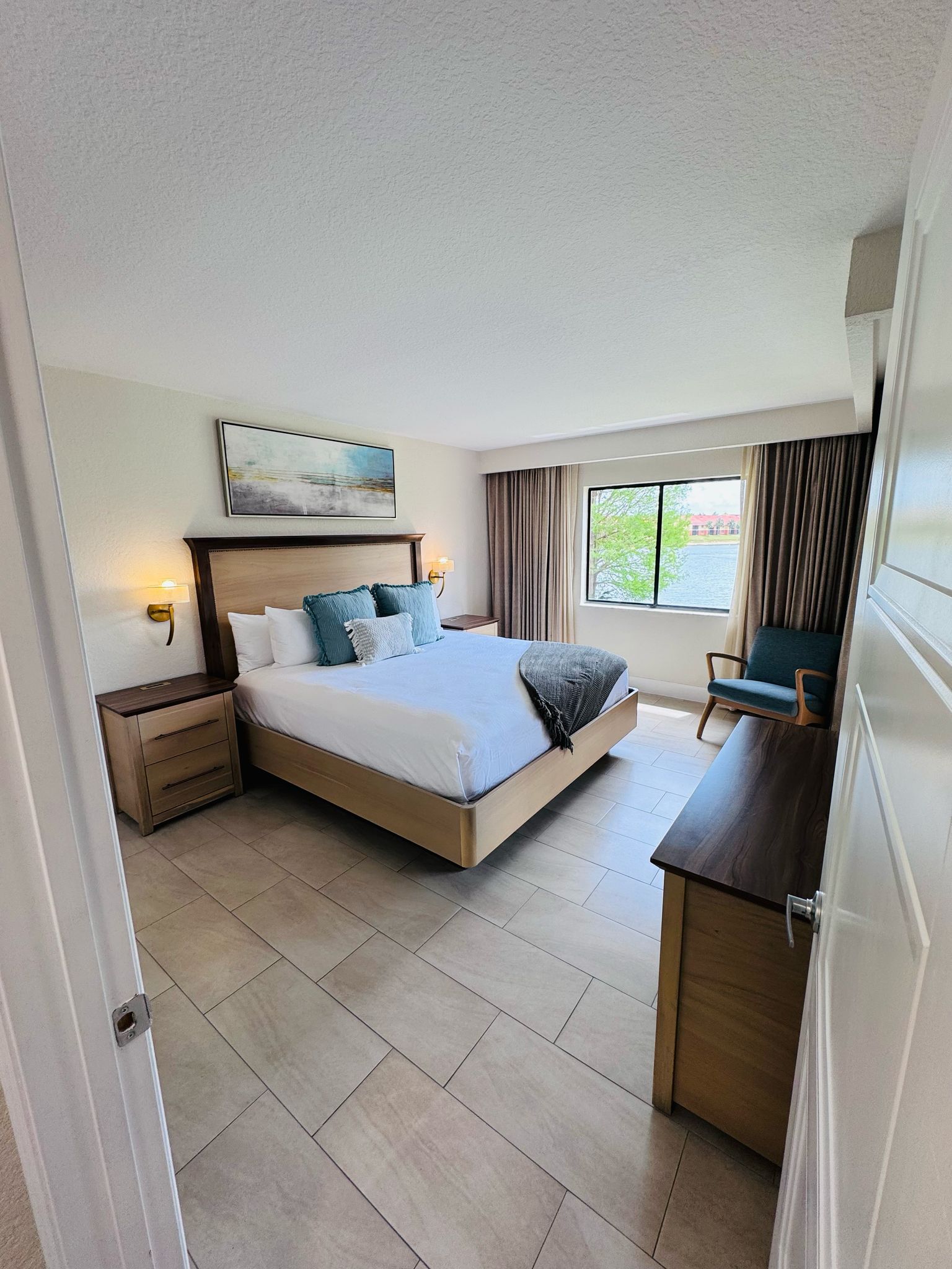 Loading Resort Image...