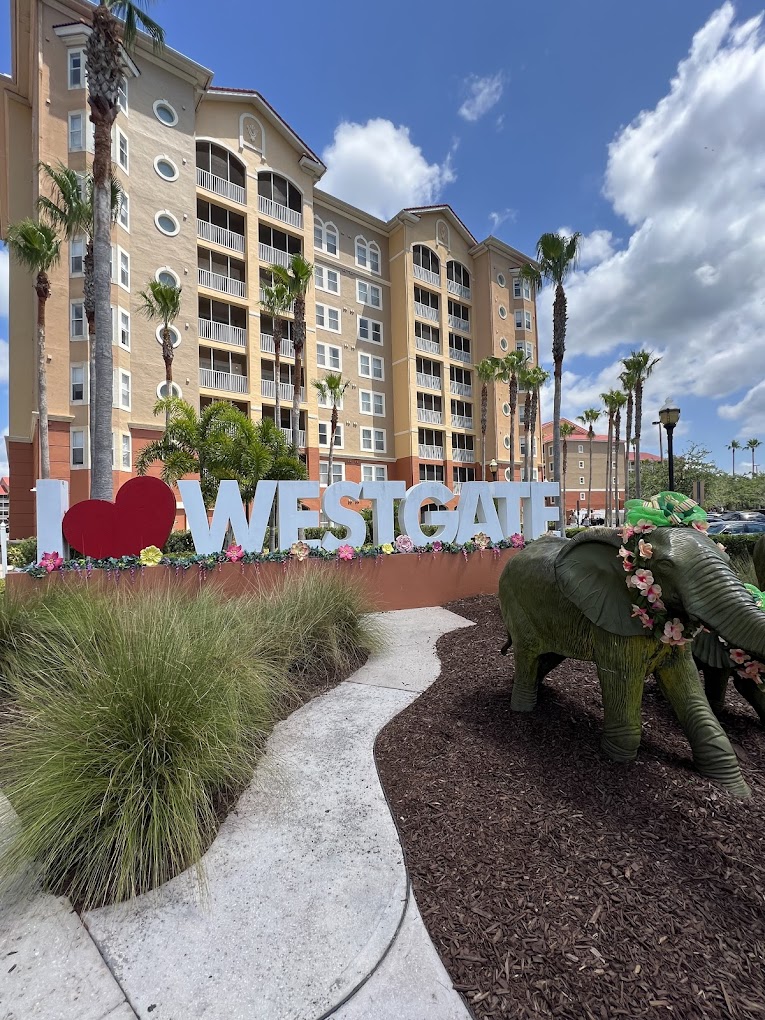 Loading Resort Image...