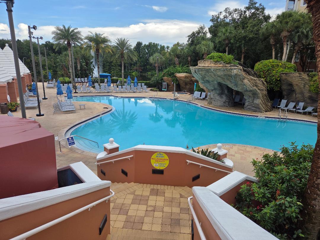 Loading Resort Image...