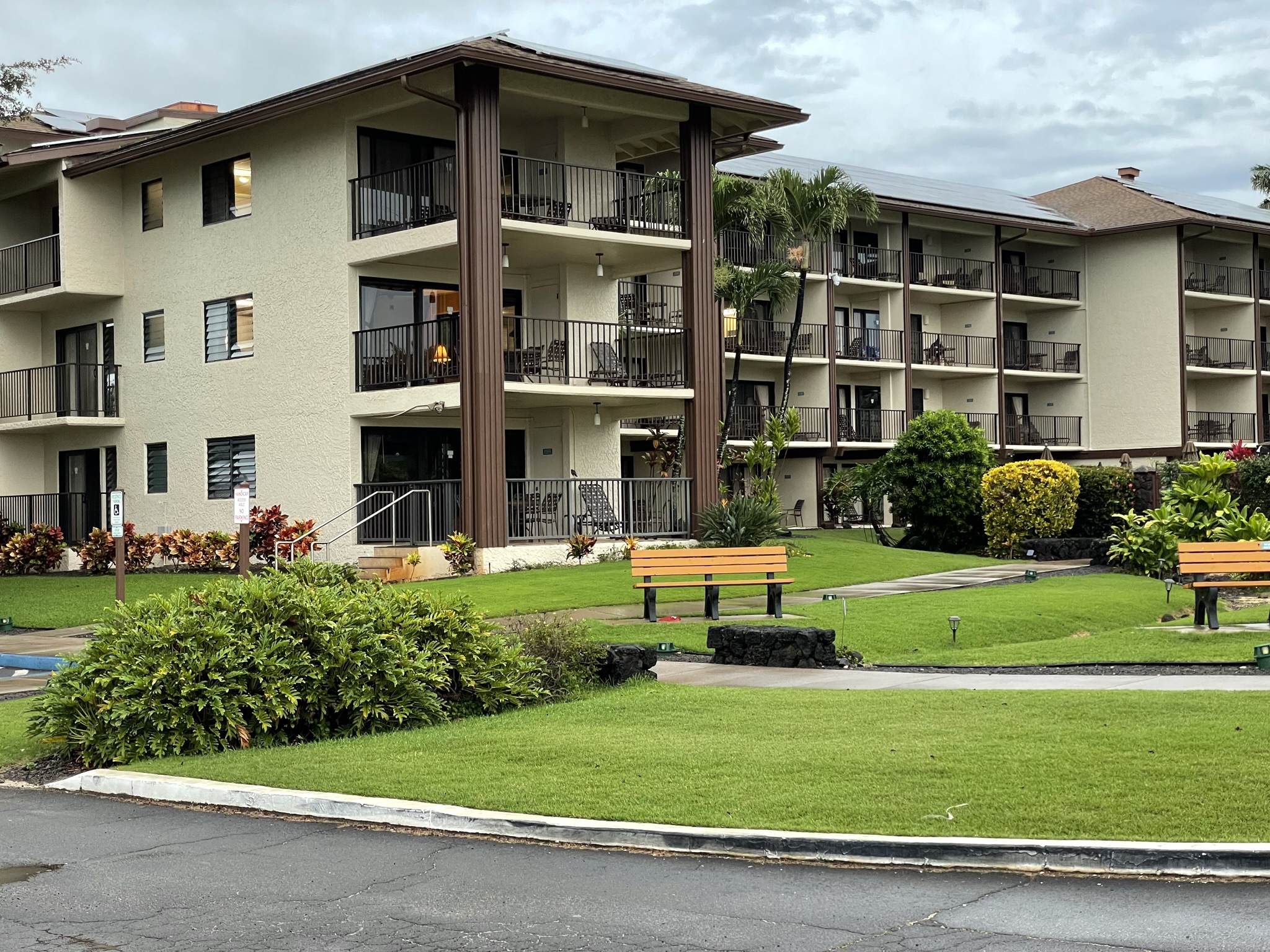 Loading Resort Image...