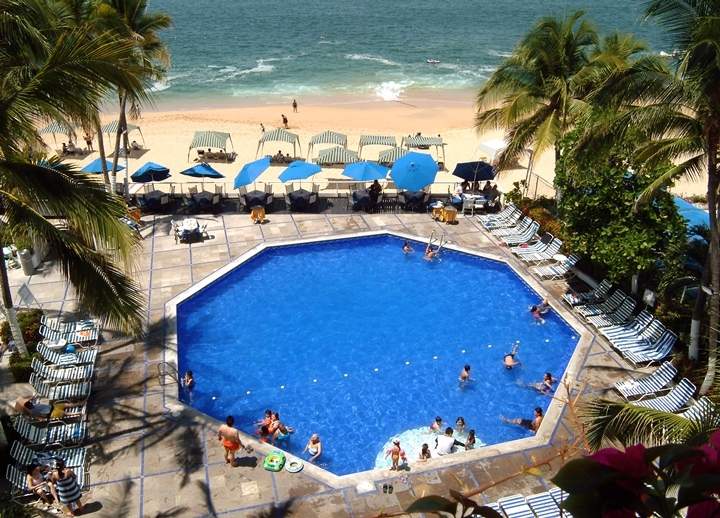 Loading Resort Image...