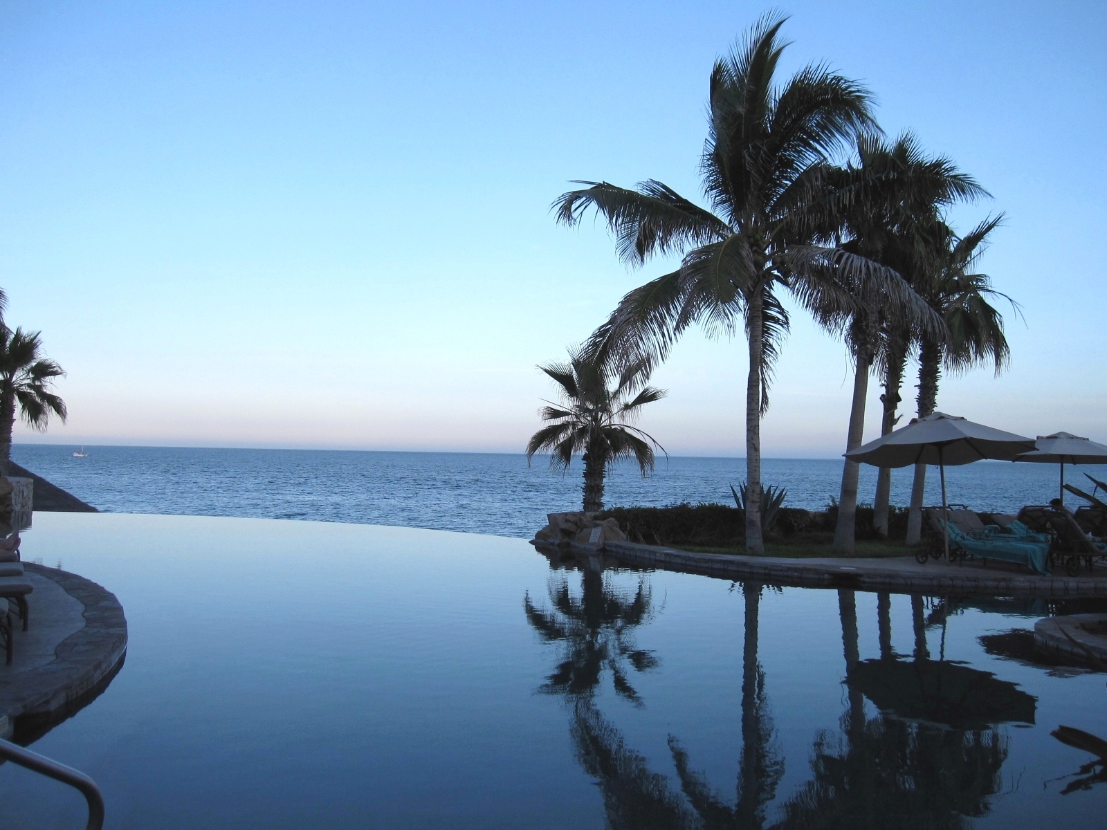 Loading Resort Image...