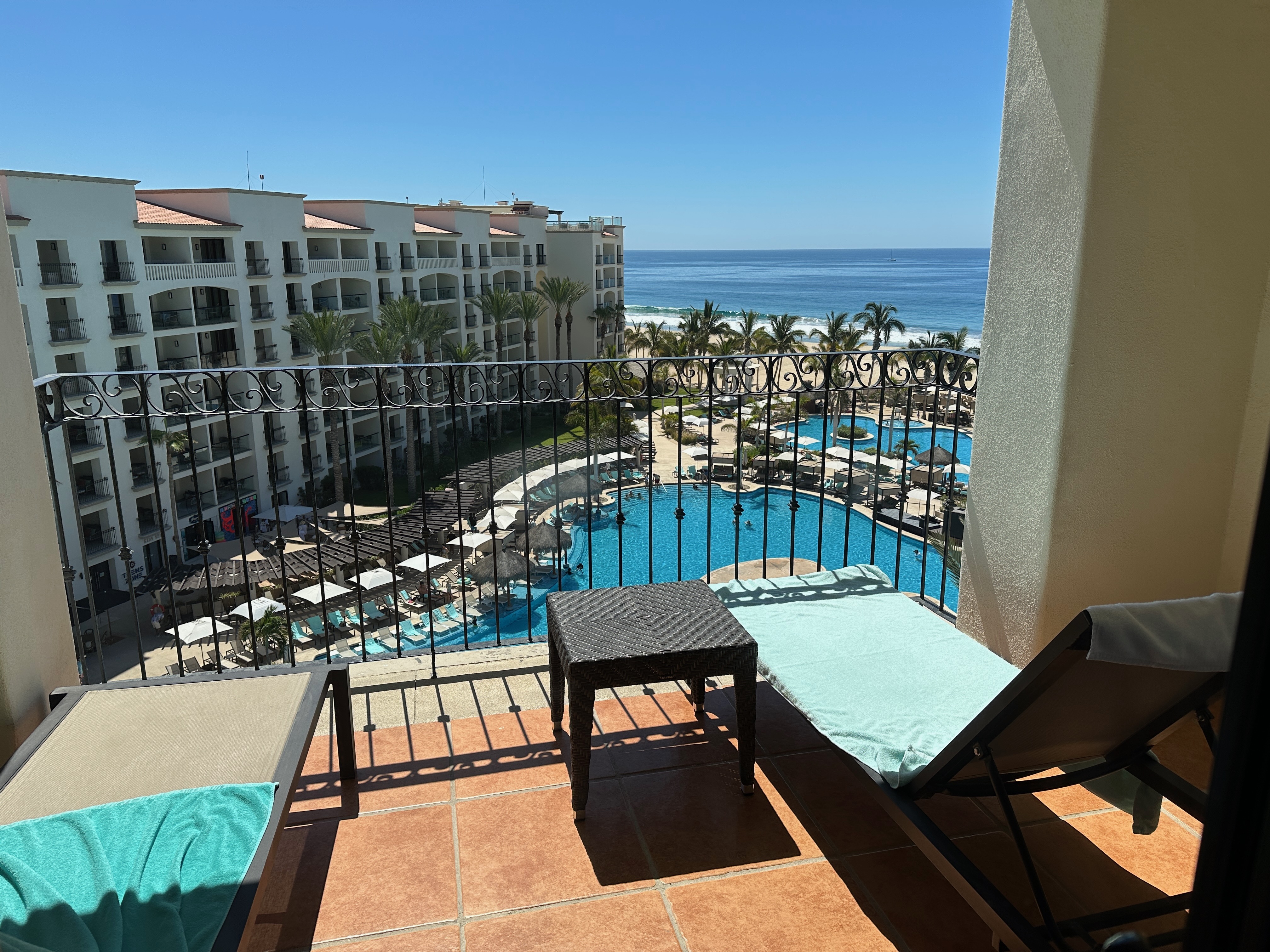 Loading Resort Image...