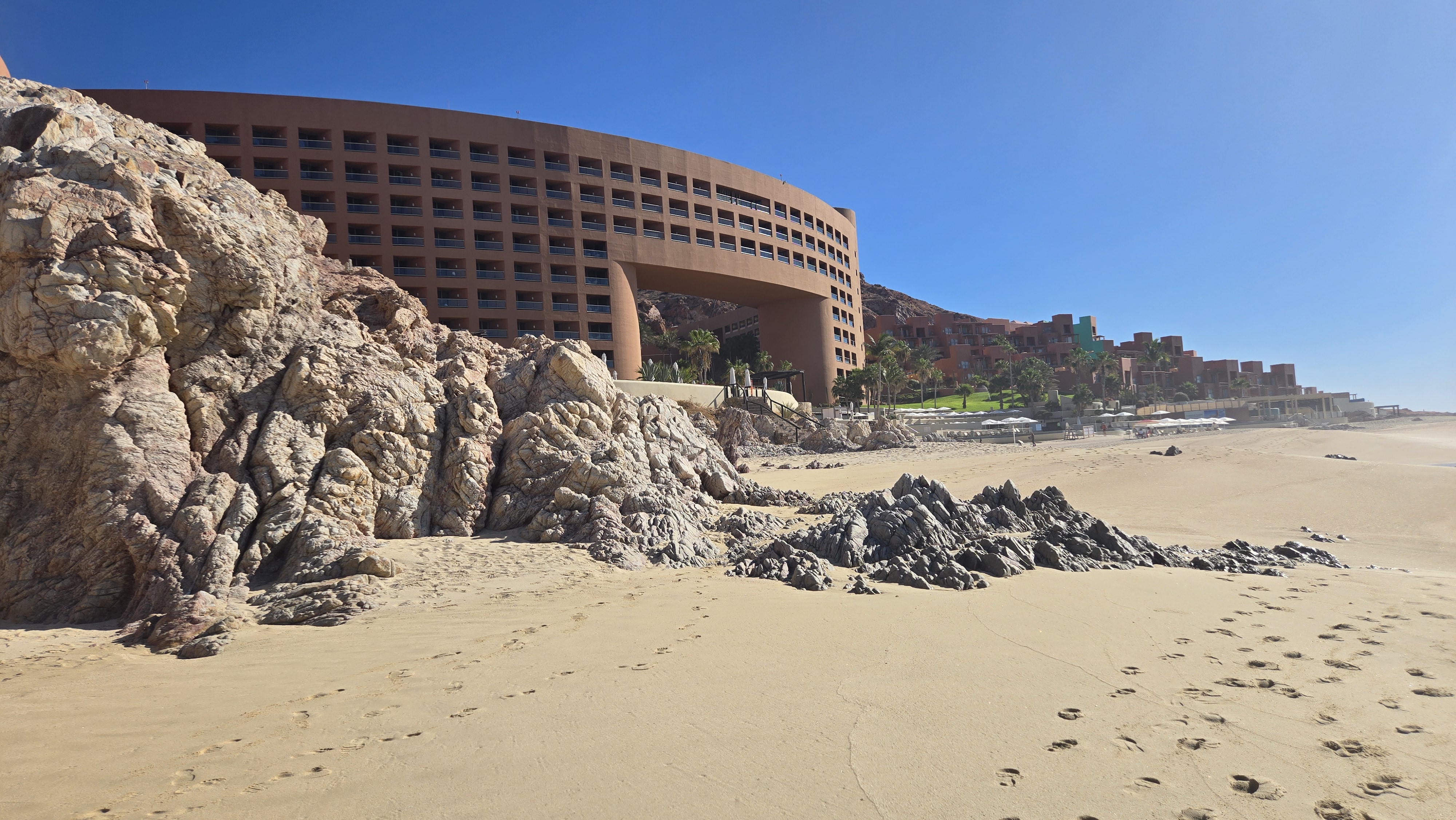 Loading Resort Image...
