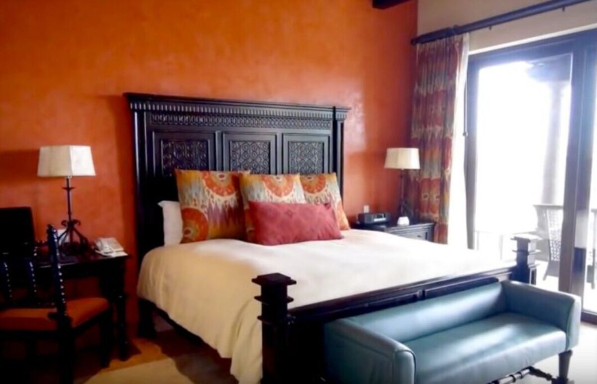 Loading Resort Image...