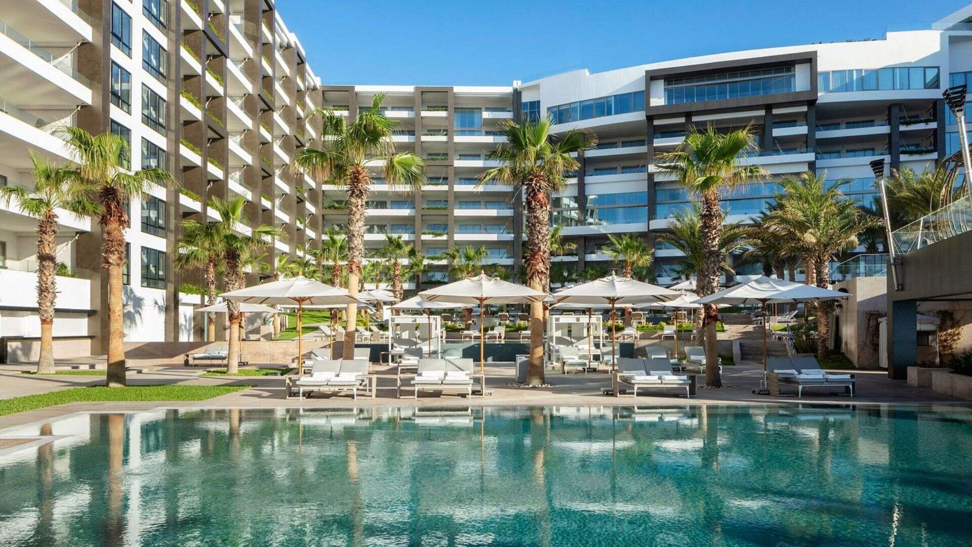 Loading Resort Image...