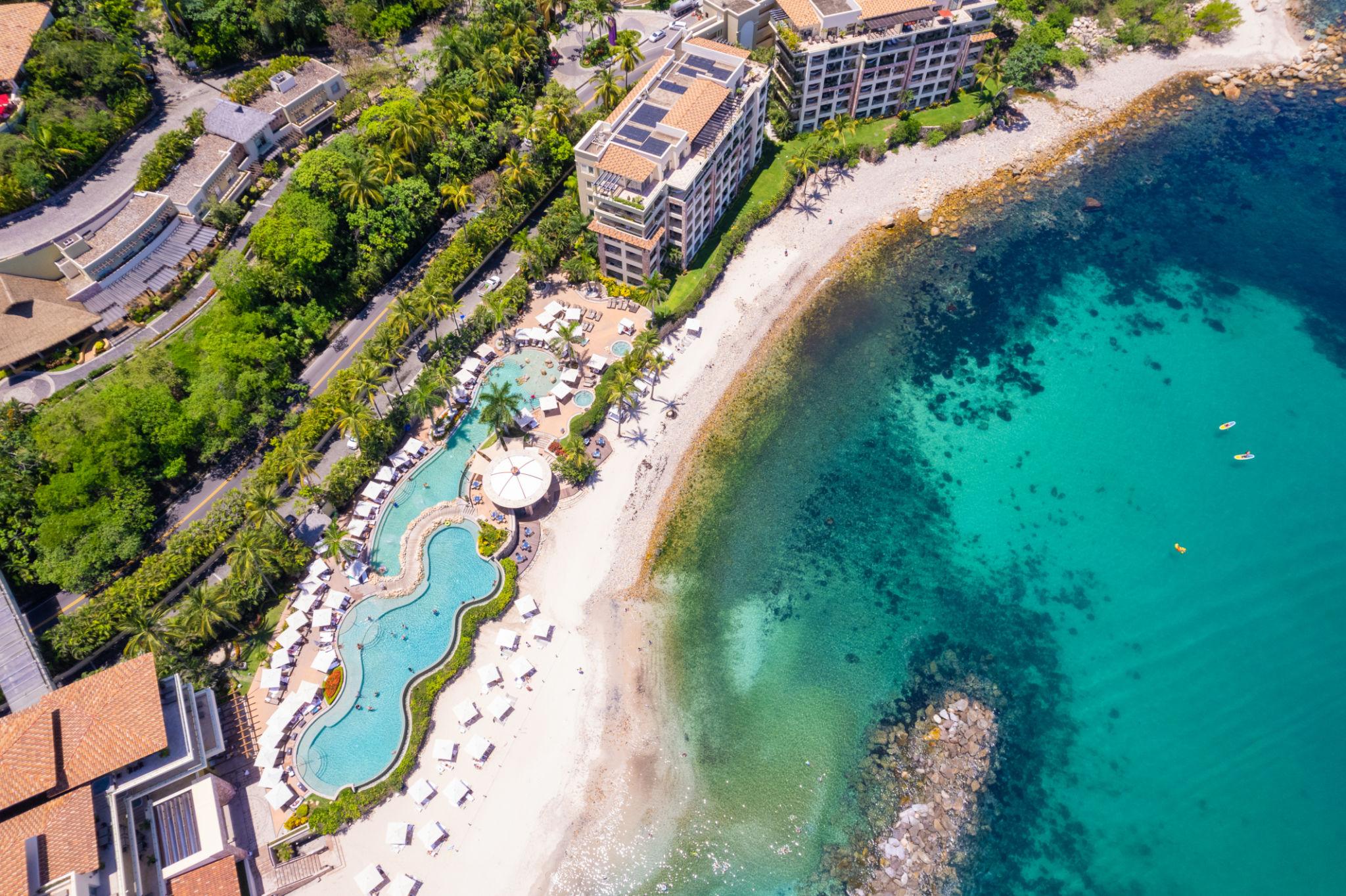 Loading Resort Image...