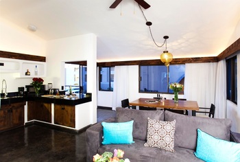 Loading Resort Image...