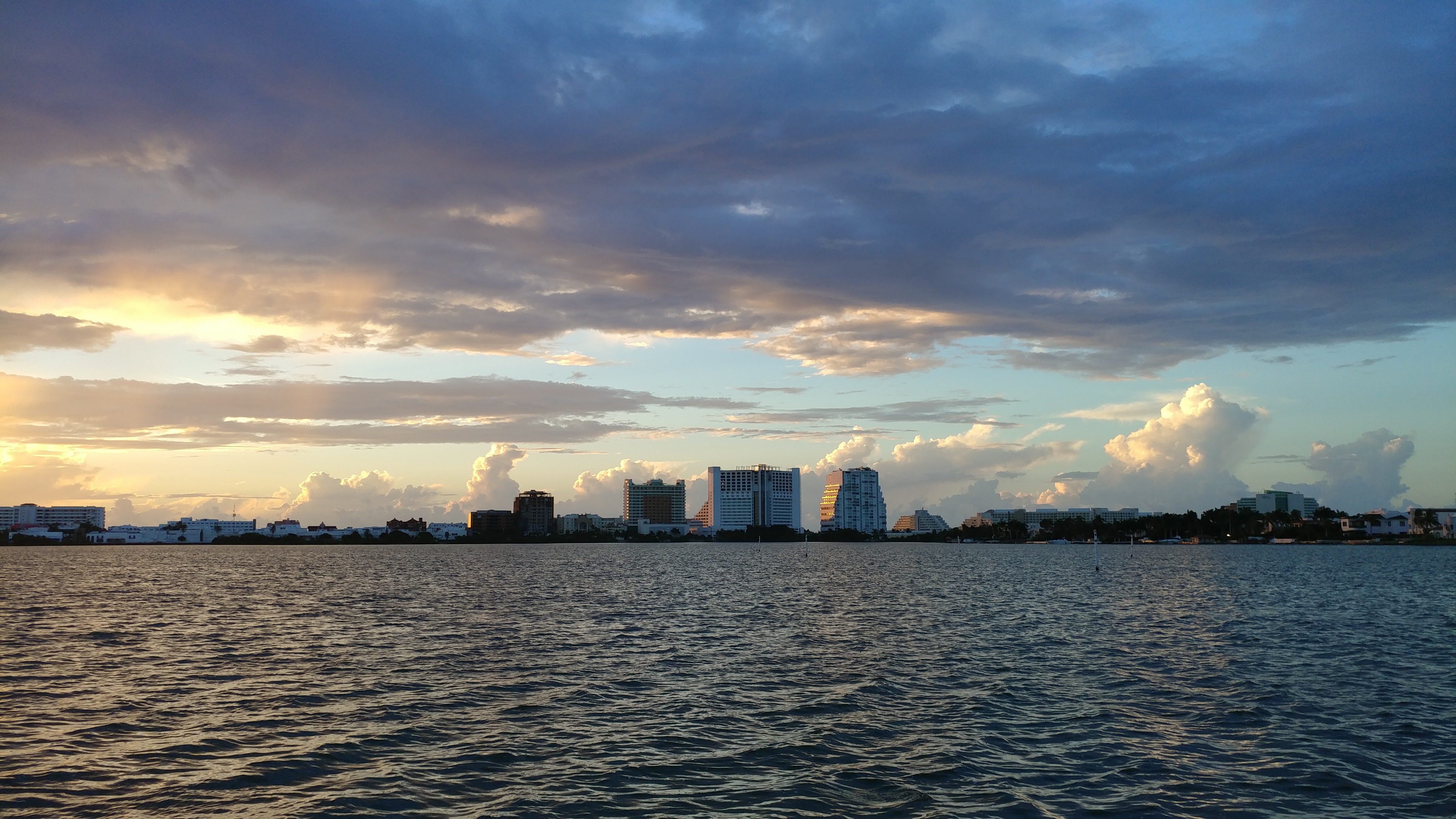 Loading Resort Image...