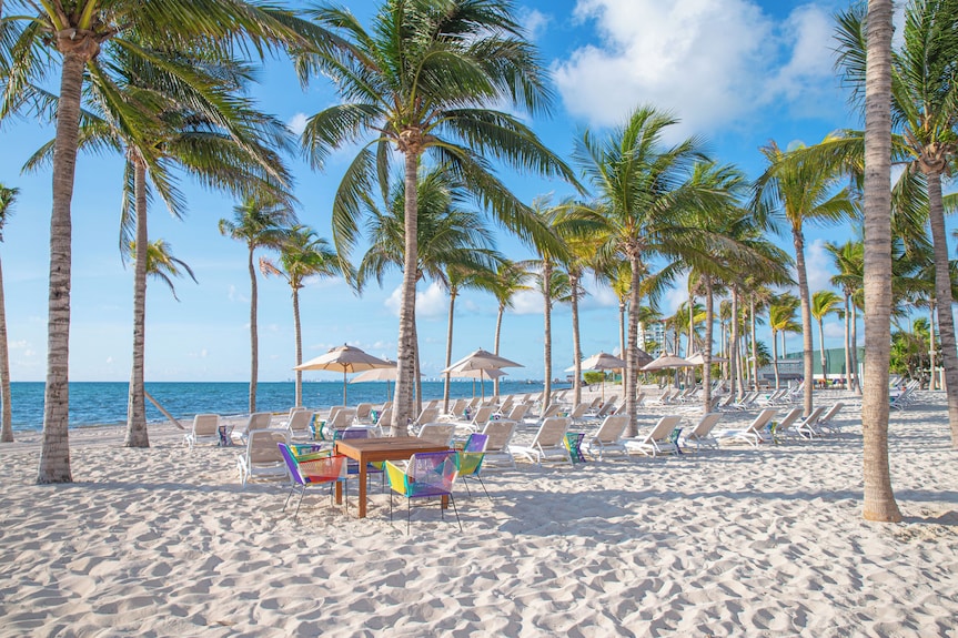 Loading Resort Image...