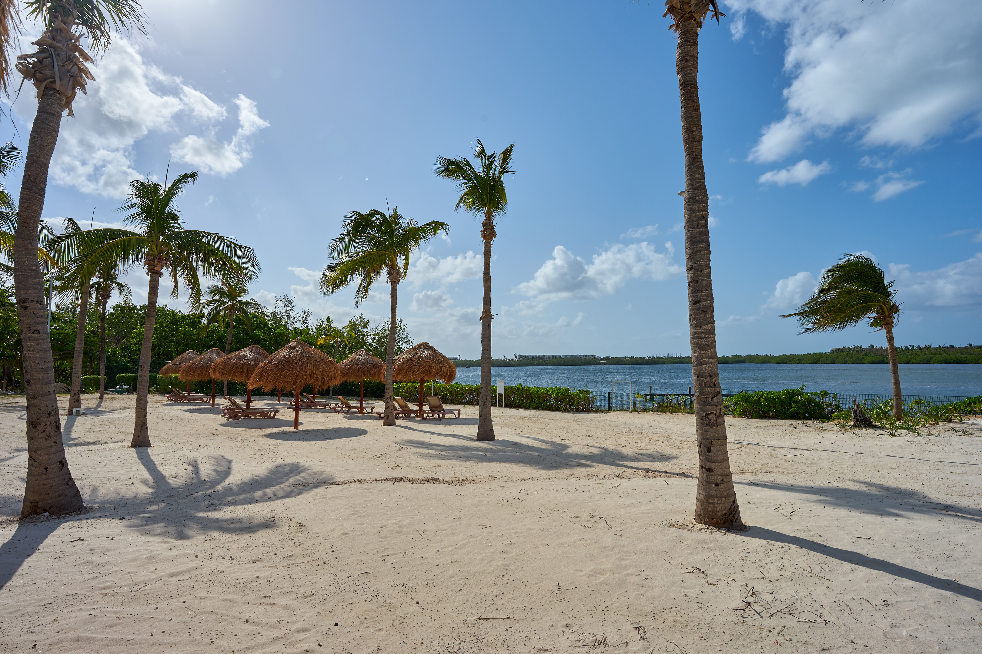 Loading Resort Image...