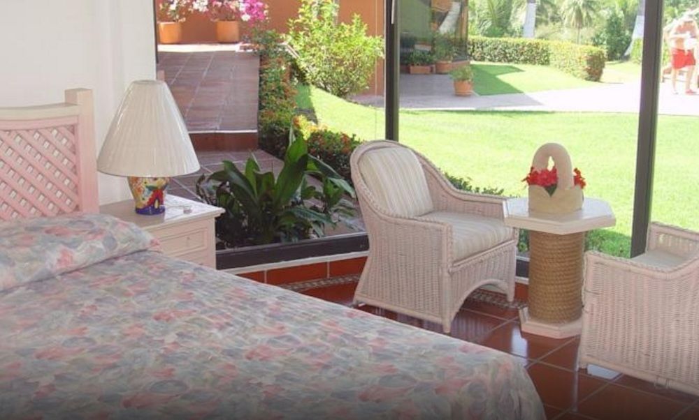 Loading Resort Image...