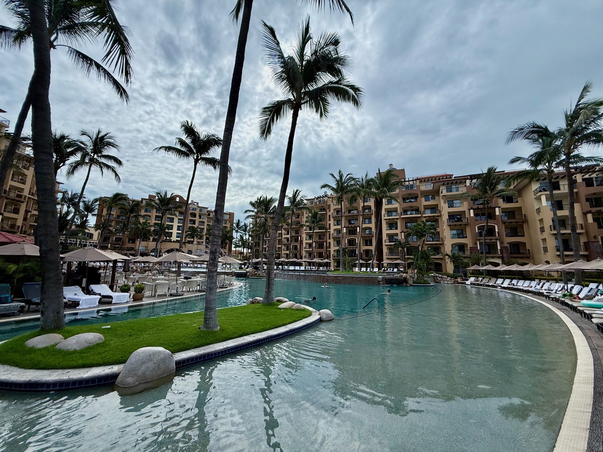 Loading Resort Image...