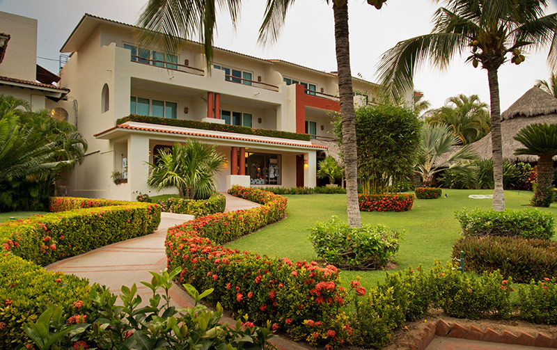 Loading Resort Image...