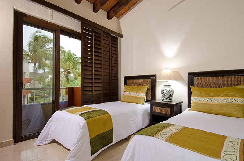 Loading Resort Image...