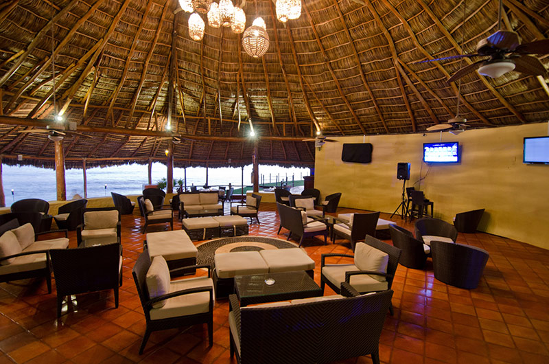 Loading Resort Image...