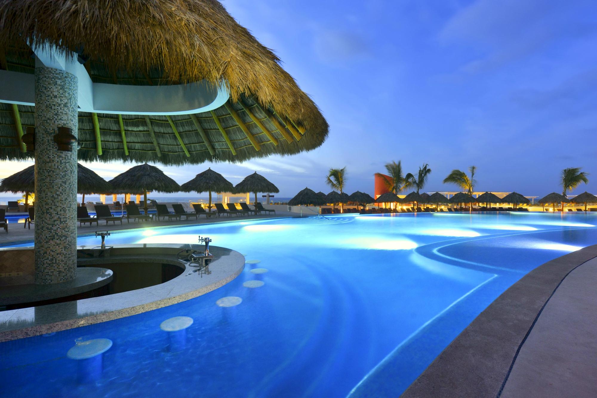 Loading Resort Image...