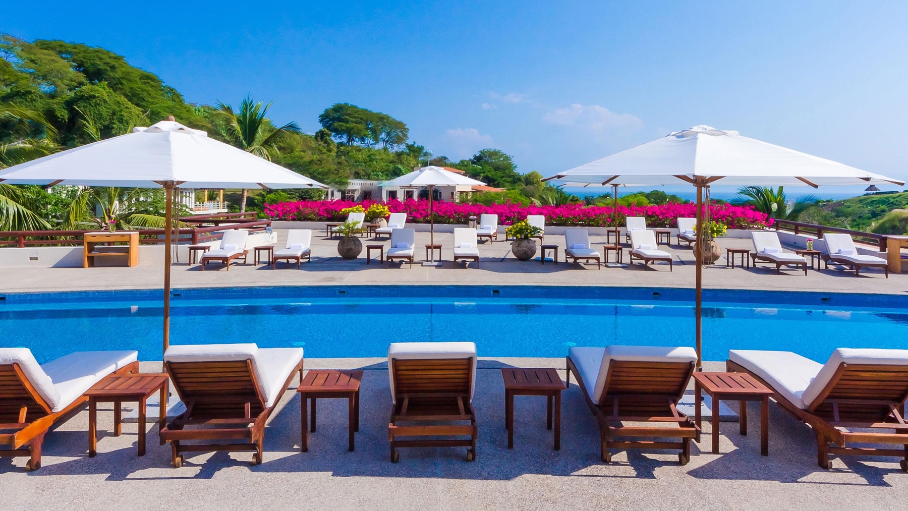 Loading Resort Image...