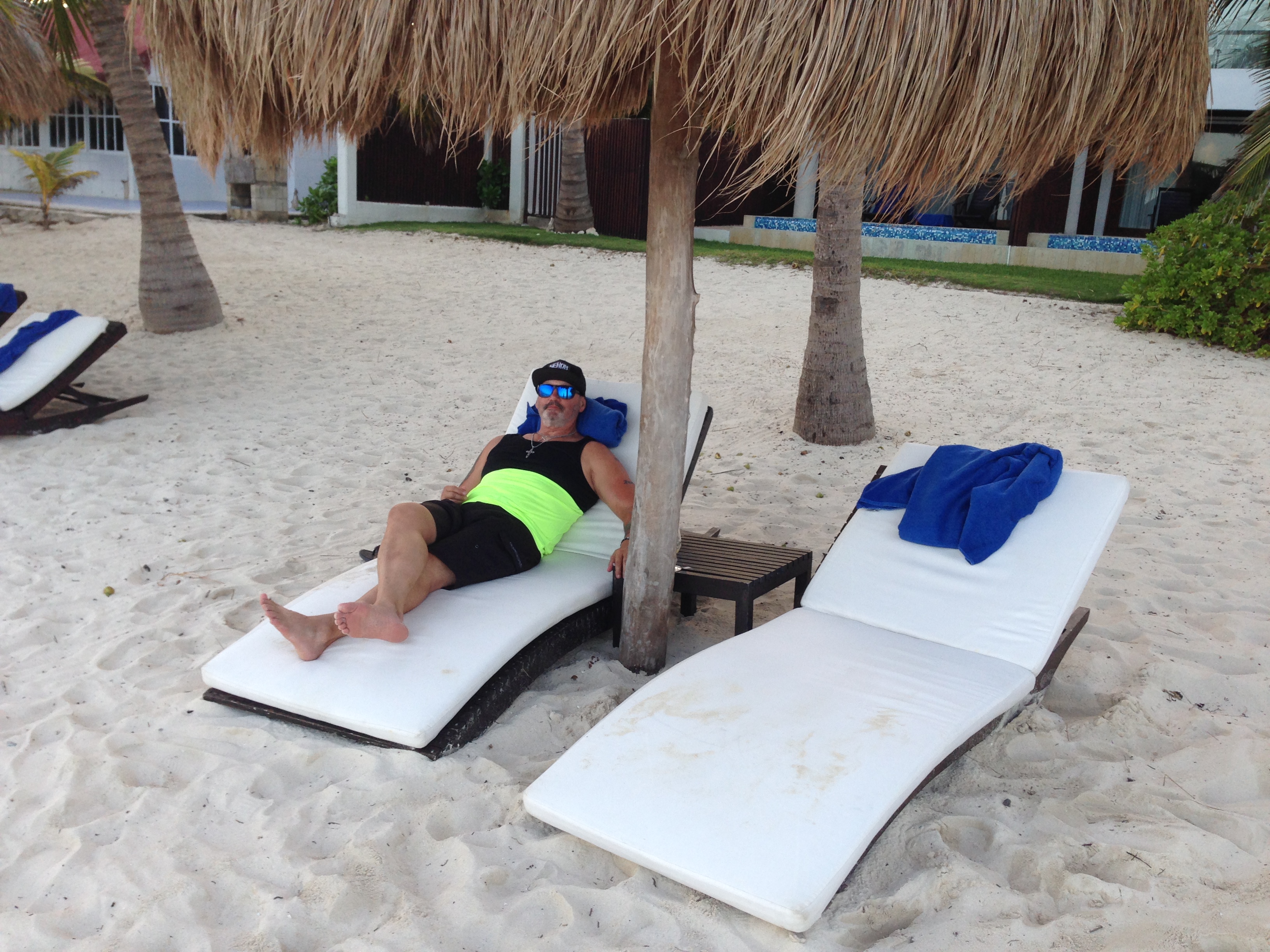 Loading Resort Image...