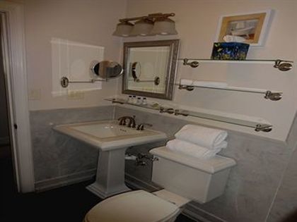 Loading Resort Image...