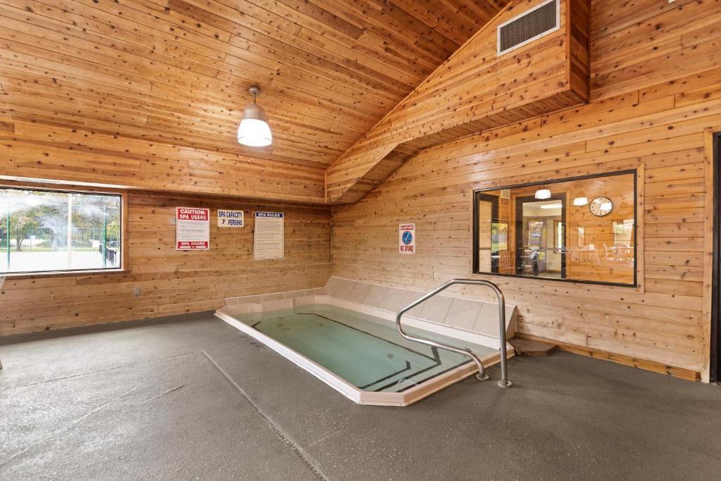 Loading Resort Image...