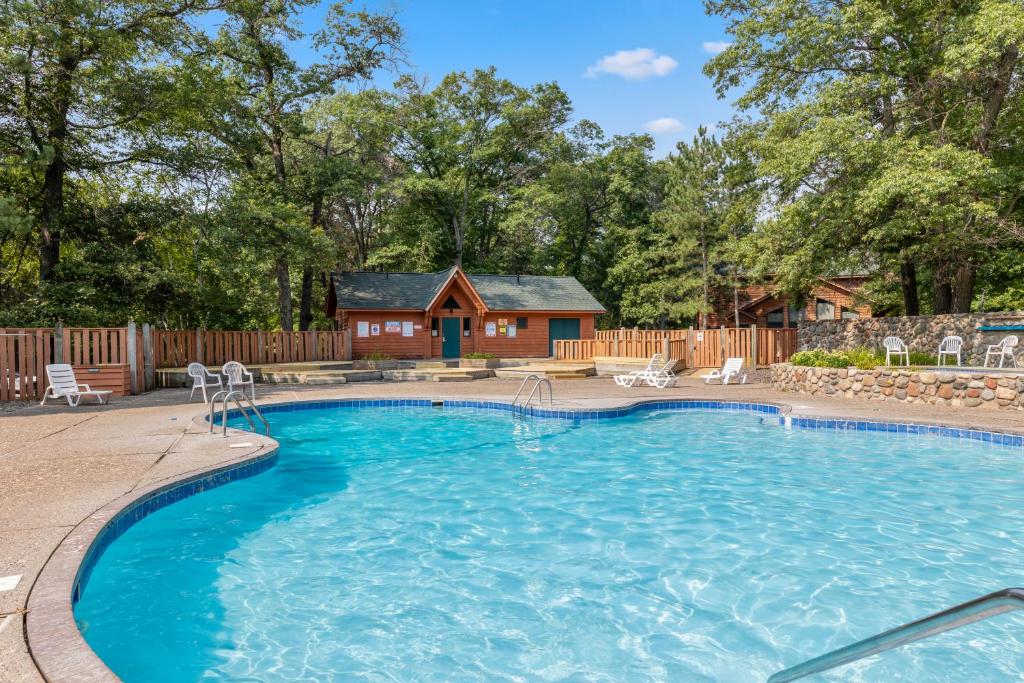 Loading Resort Image...