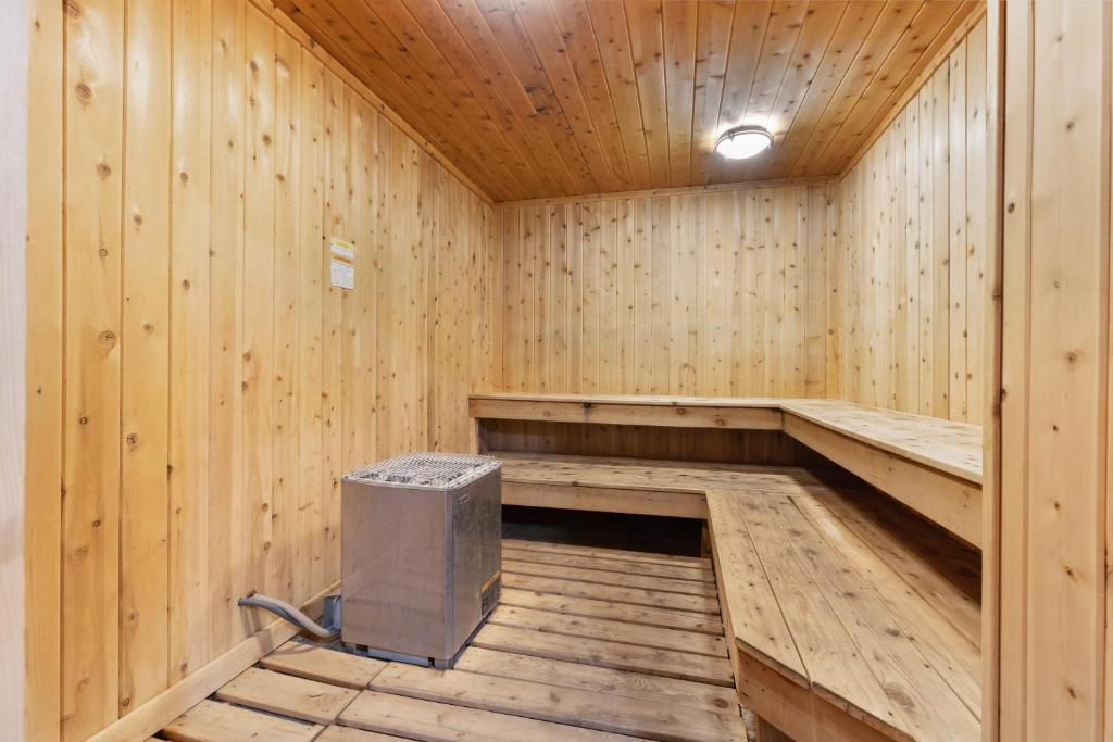 Loading Resort Image...