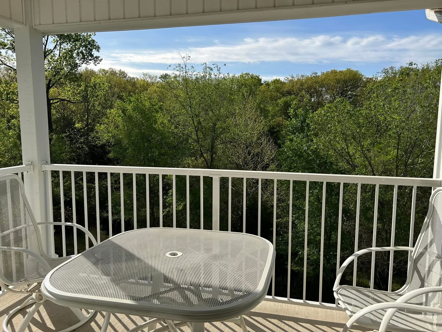 Loading Resort Image...